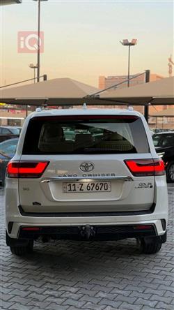 تويوتا لاندكروزر